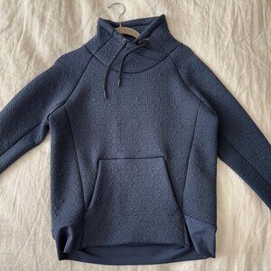NWOT Athleta Jacquard Elevation Pullover Sweatshirt - Size Small (S)